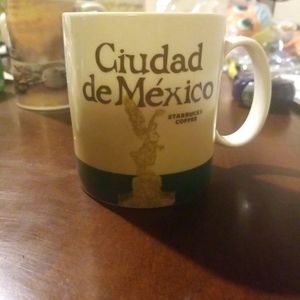 Starbuck mug like new cities collection